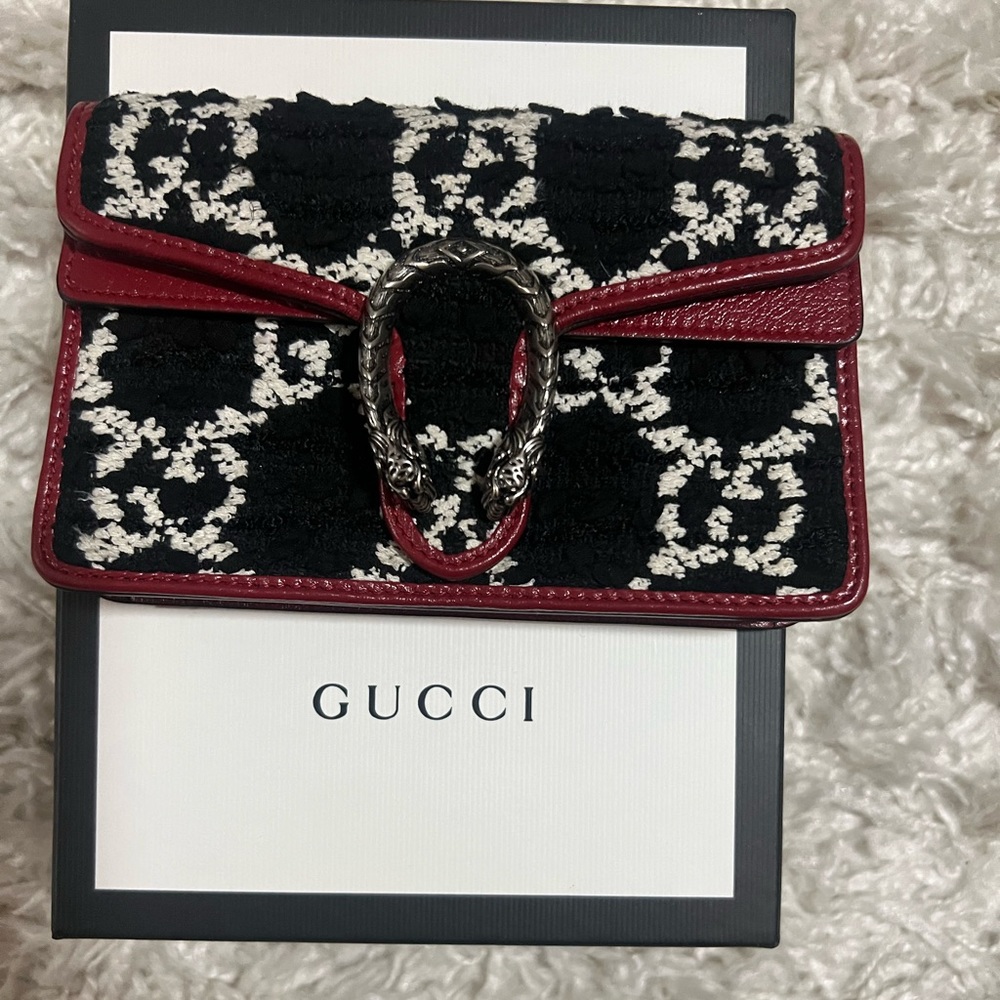 Gucci mini GG